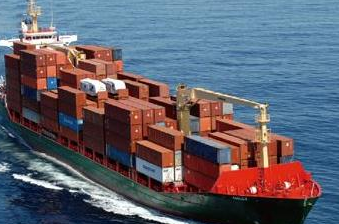 主要港口碼頭停止接受出口貨物，并將進口量減少一半