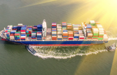 現(xiàn)國際海運(yùn)公司的經(jīng)營特點(diǎn)是什么