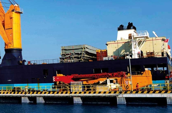 隨著全球貿易的增長，上海國際物流正面臨著新的挑戰與機遇