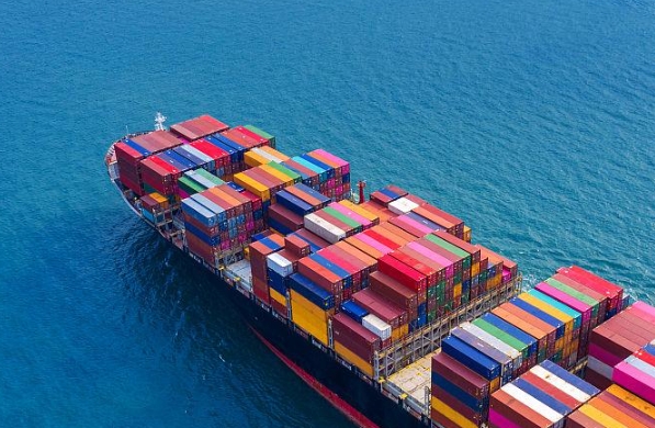貨運代理讓貨物在全球范圍內流通，促進經濟的繁榮與發展