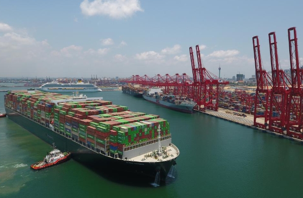 未來，貨代公司將繼續(xù)扮演著重要的角色，推動(dòng)著物流行業(yè)的發(fā)展