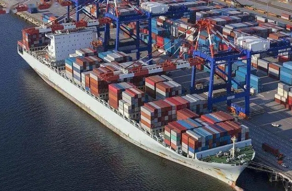 海運貨代作為國際物流鏈中的關鍵一環，推動著世界貿易的繁榮發展