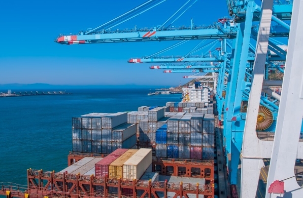 歐洲貨代公司正站在新的歷史起點上，面臨著前所未有的機遇與挑戰