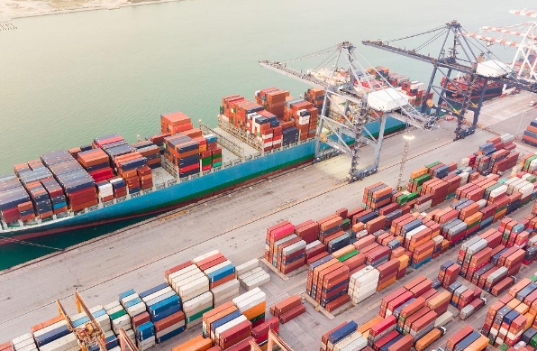 海運貨代作為連接世界的橋梁，在國際貿(mào)易中扮演著舉足輕重的角色