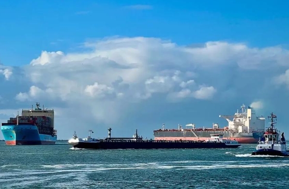 國(guó)際物流行業(yè)將繼續(xù)保持快速增長(zhǎng)態(tài)勢(shì)，為全球經(jīng)濟(jì)發(fā)展貢獻(xiàn)重要力量